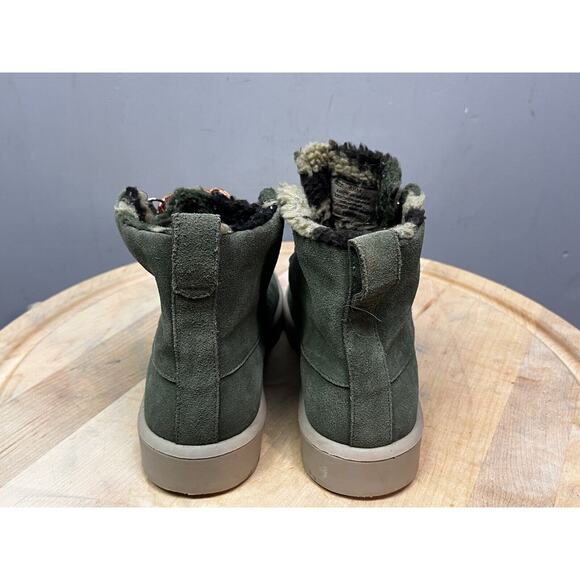 Bernardo Dana Green Suede Boot Womens 6.5 Sherpa lined Lace up Outdoors - Picture 6 of 9